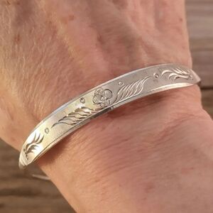 Vintage Engraved Flower Texture Sterling Expandable Bangle Bracelet